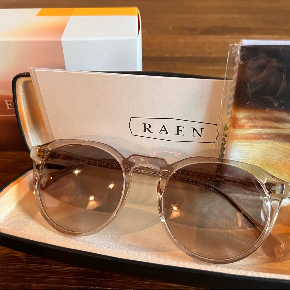 Raen Remmy Sunglasses-never worn